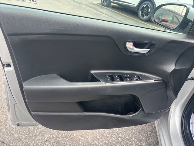 Used 2022 Kia Rio LX FWD image 13