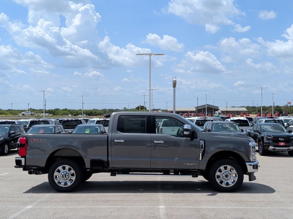 New 2026 Ford F350 Lariat w/ Chrome Package AWD/4WD image 9