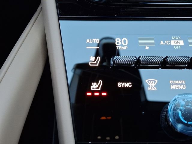 New 2026 Porsche Cayenne image 21