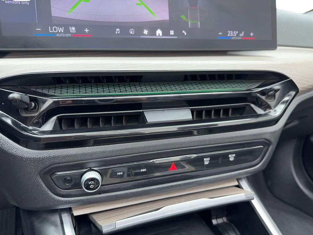 Used 2025 BMW 430i xDrive Convertible image 25