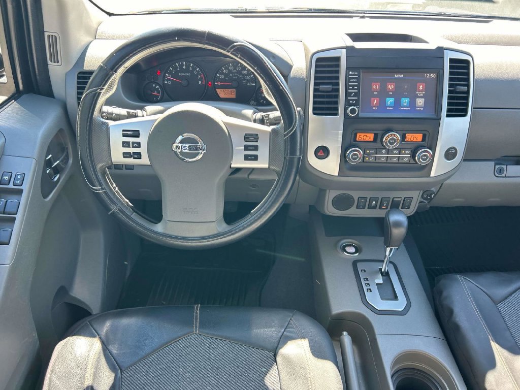 Used 2020 Nissan Frontier SV w/ Midnight Edition Floor Mats RWD image 15