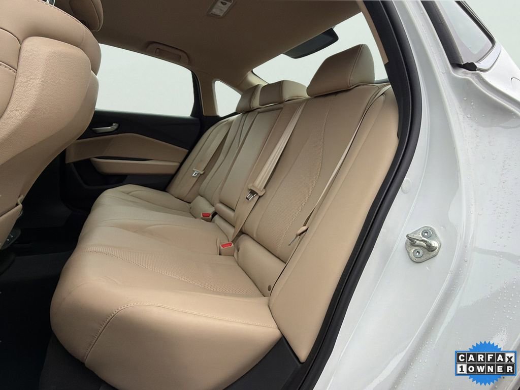 Used 2025 Acura TLX w/ Technology Package image 7
