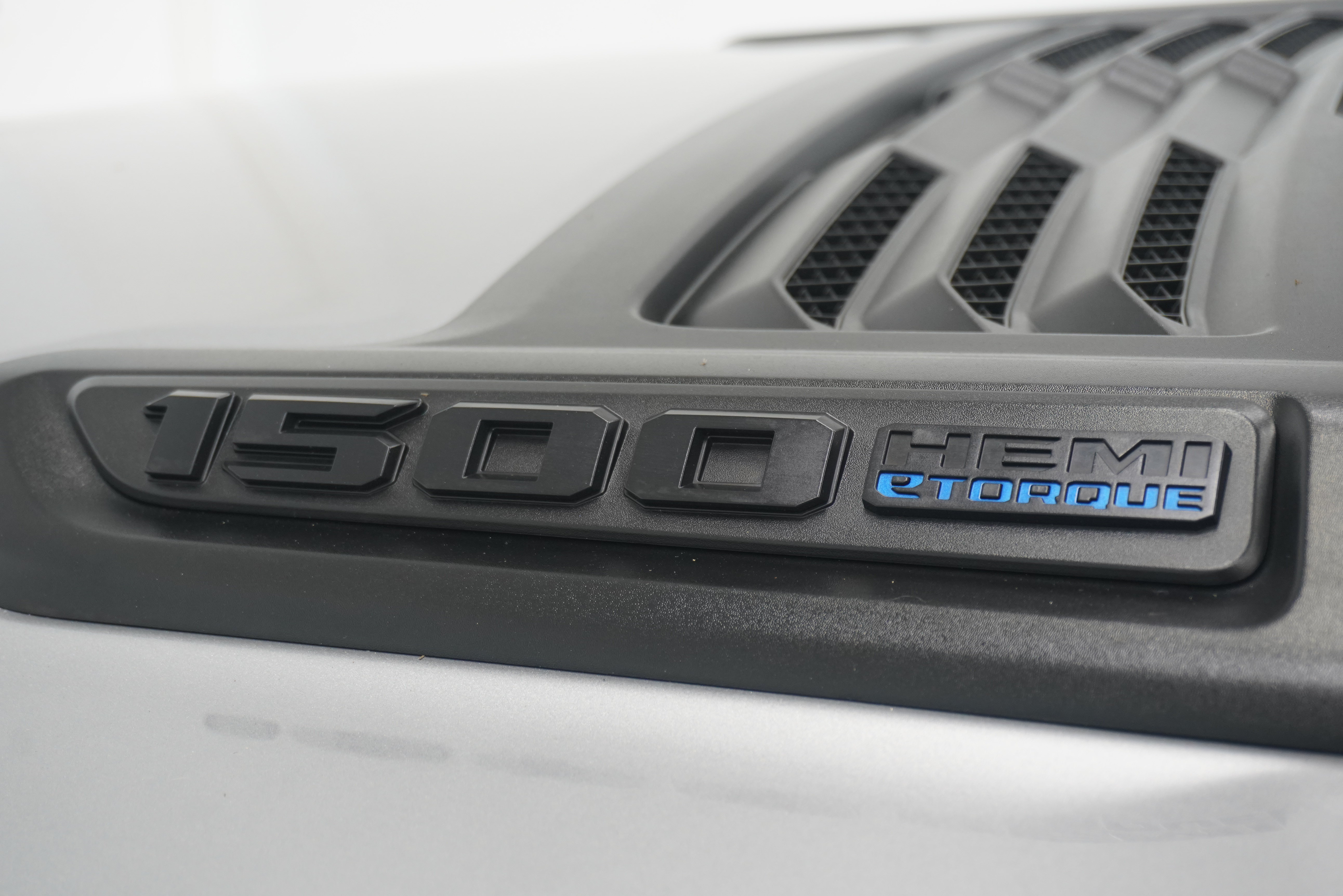 Used 2023 RAM 1500 Laramie AWD/4WD image 8