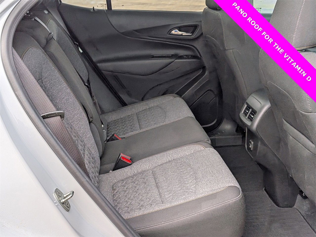 Used 2022 Chevrolet Equinox LT image 24