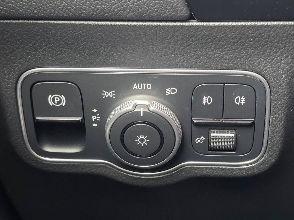 New 2026 Mercedes-Benz GLA 250 4MATIC image 38