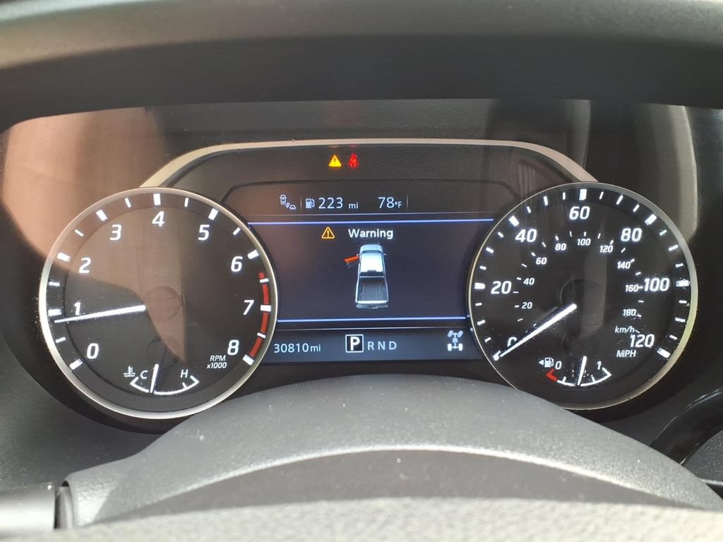 Used 2023 Nissan Titan SV w/ SV Convenience Package AWD/4WD image 31