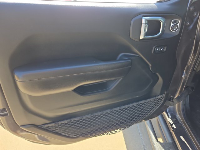 Used 2018 Jeep Wrangler Unlimited Sport S AWD/4WD image 13