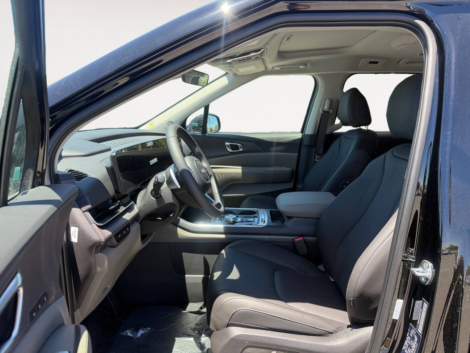 New 2026 Kia Carnival SX FWD image 10