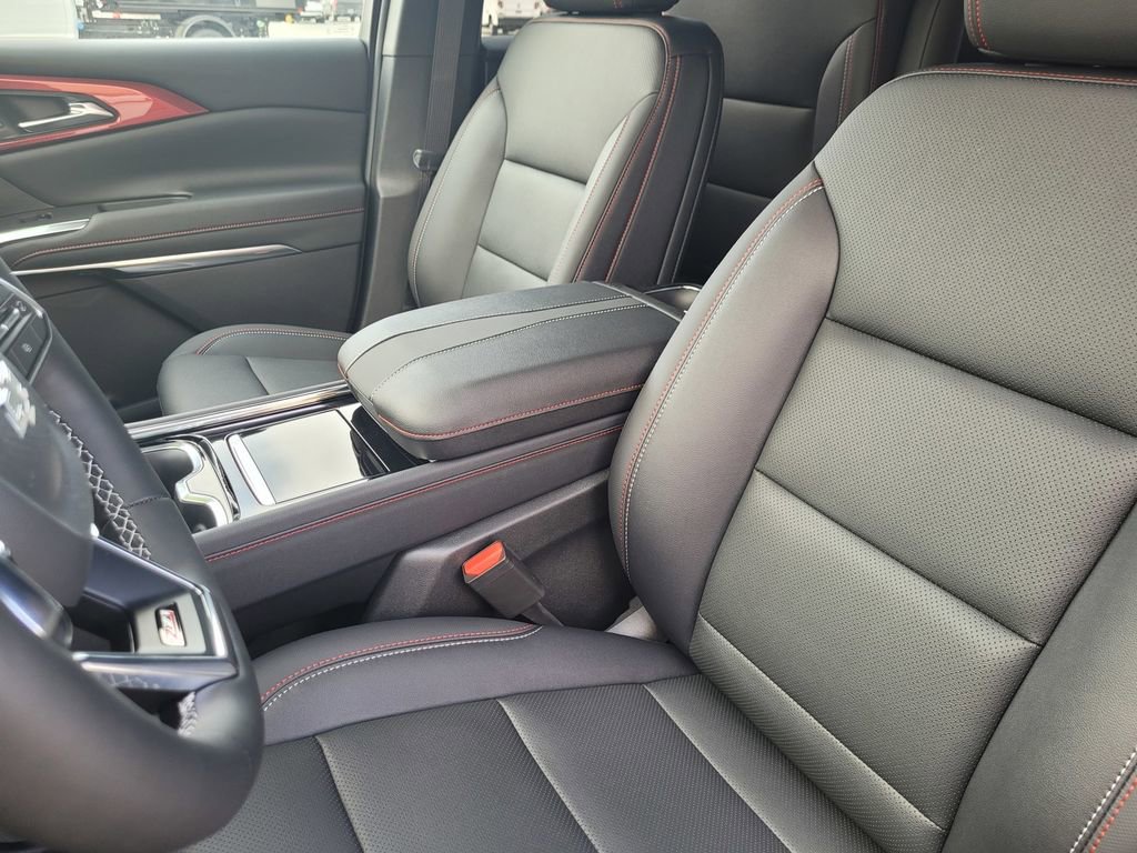 New 2026 Chevrolet Traverse Z71 w/ Enhanced Driving Package image 13