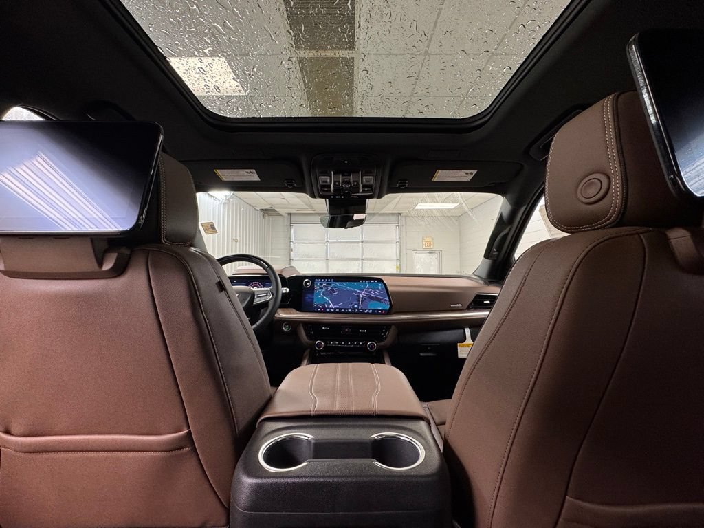 New 2026 Chevrolet Suburban High Country AWD/4WD image 22