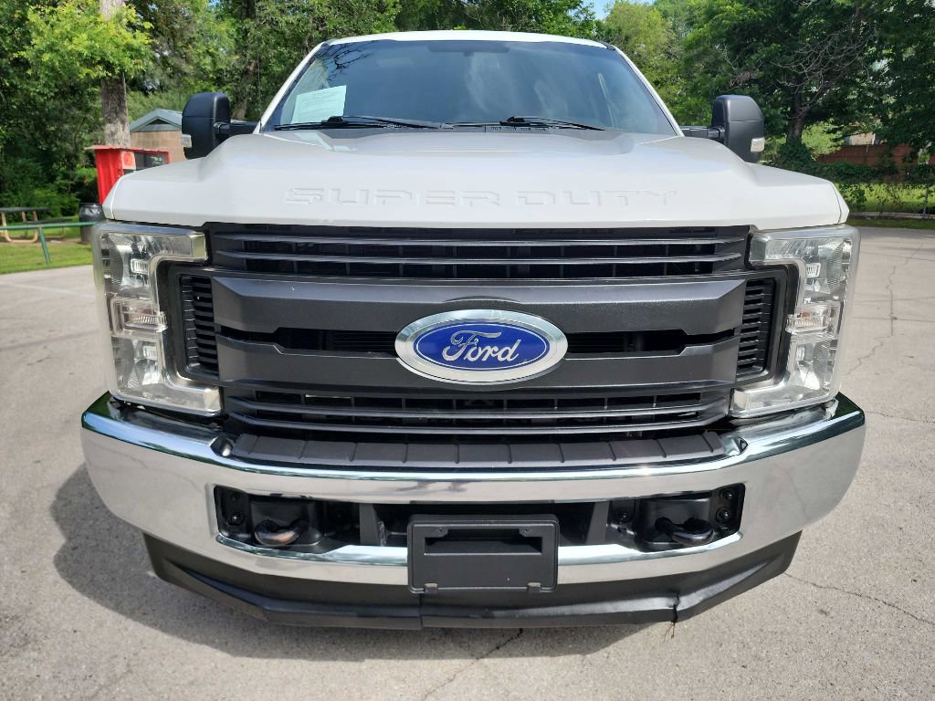 Used 2019 Ford F250 XL w/ XL Value Package AWD/4WD image 2