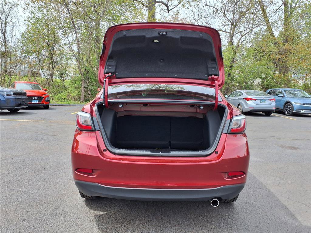 Used 2016 Scion iA FWD image 9