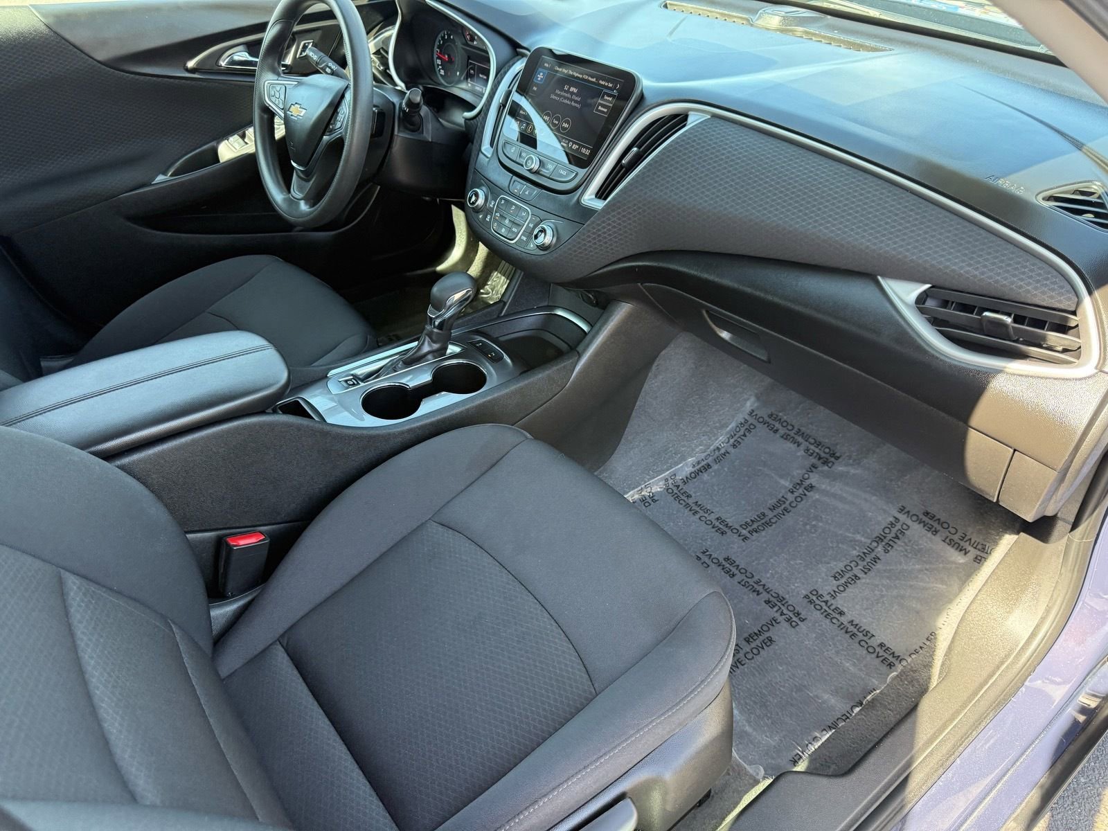 Used 2025 Chevrolet Malibu LT image 31