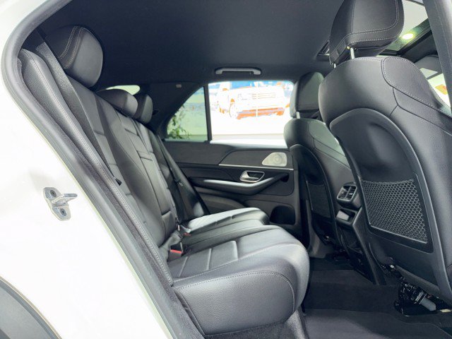 Used 2021 Mercedes-Benz GLE 350 4MATIC w/ Premium Package image 40