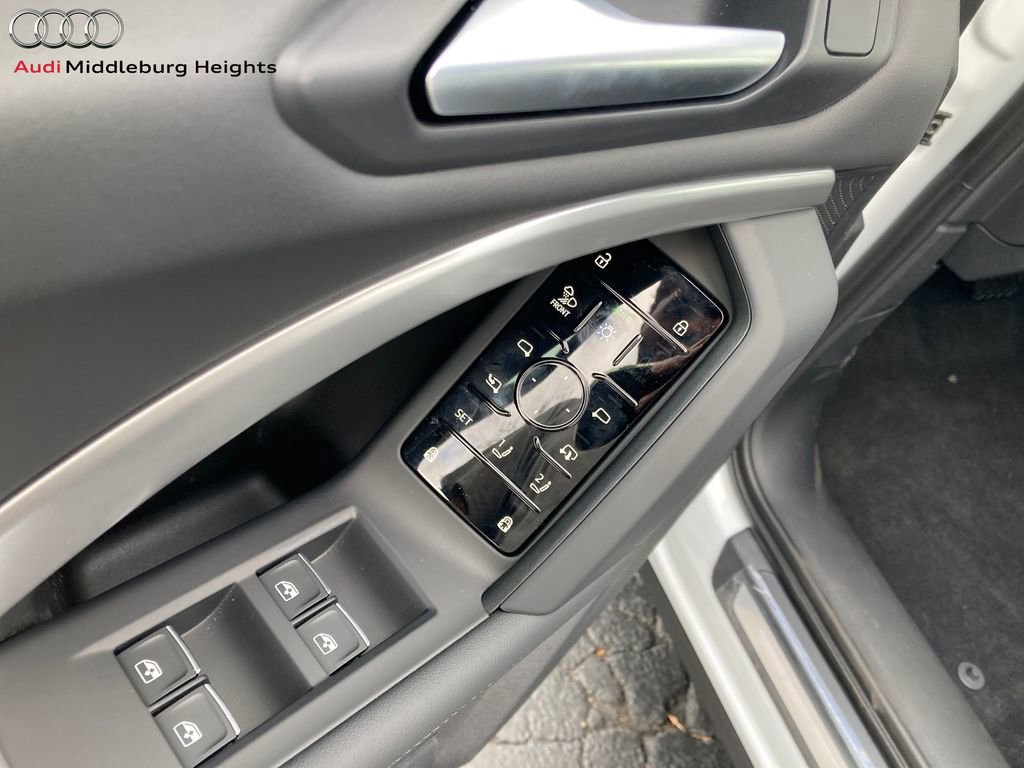 New 2025 Audi Q5 Premium Plus image 11