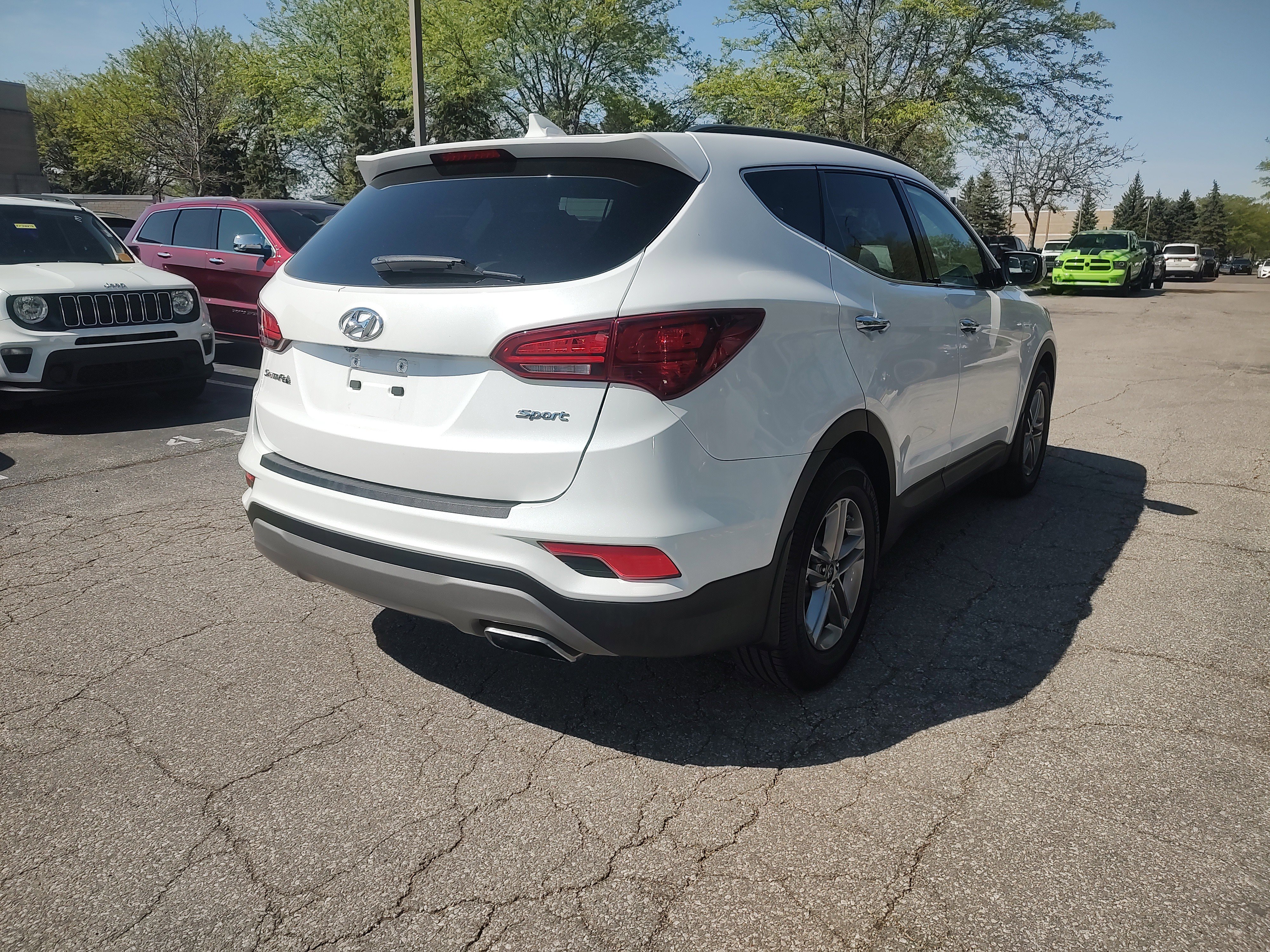 Used 2017 Hyundai Santa Fe Sport FWD image 4