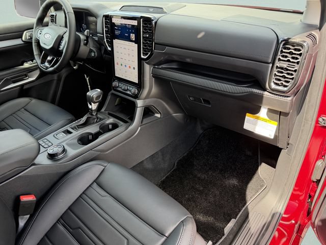 New 2026 Ford Ranger Lariat w/ Black Appearance Package AWD/4WD image 13