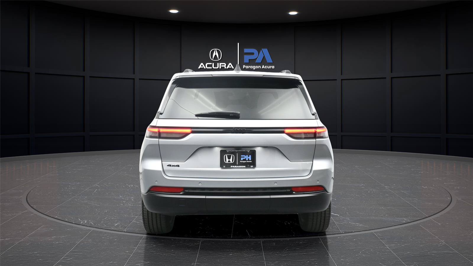 Used 2025 Jeep Grand Cherokee Altitude AWD/4WD image 25