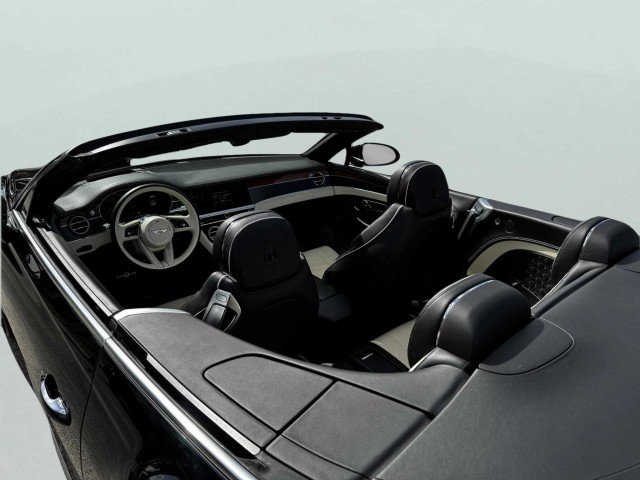 Used 2022 Bentley Continental GT image 10