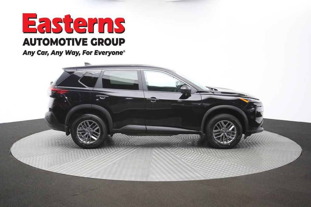 Used 2023 Nissan Rogue S AWD/4WD image 46