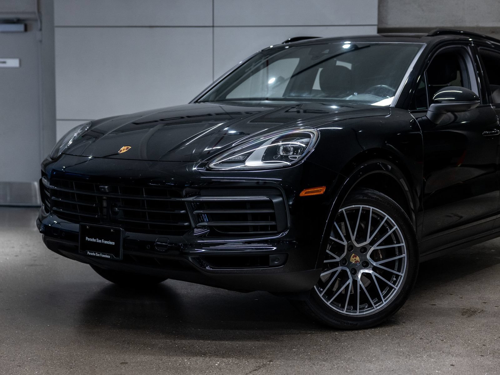Certified 2023 Porsche Cayenne AWD/4WD image 19