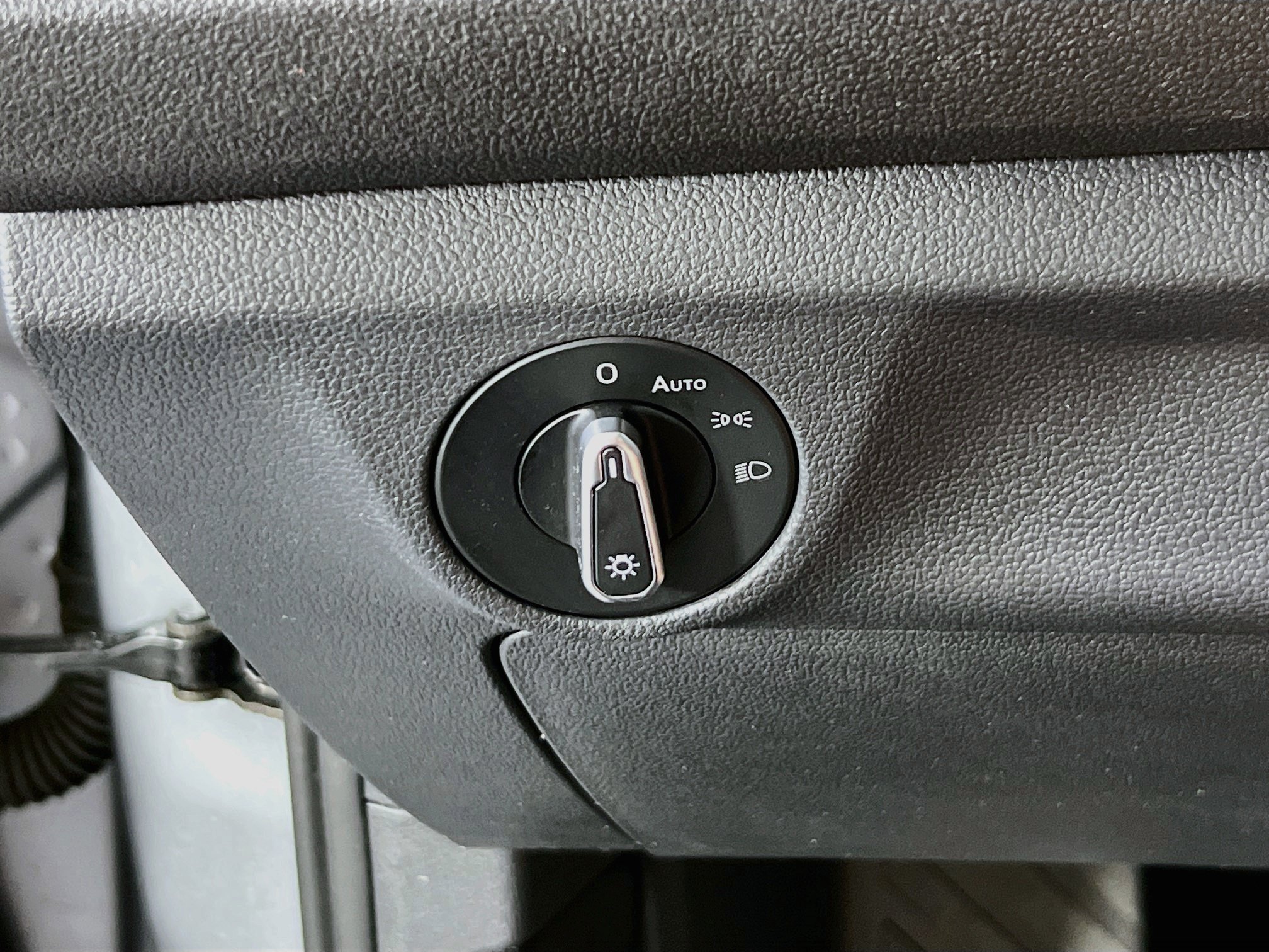 Used 2023 Volkswagen Jetta SE FWD image 10