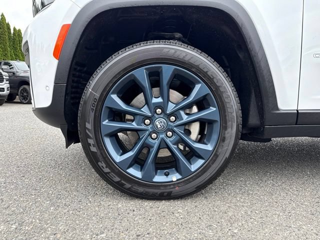 New 2026 Jeep Grand Cherokee L Limited AWD/4WD image 9