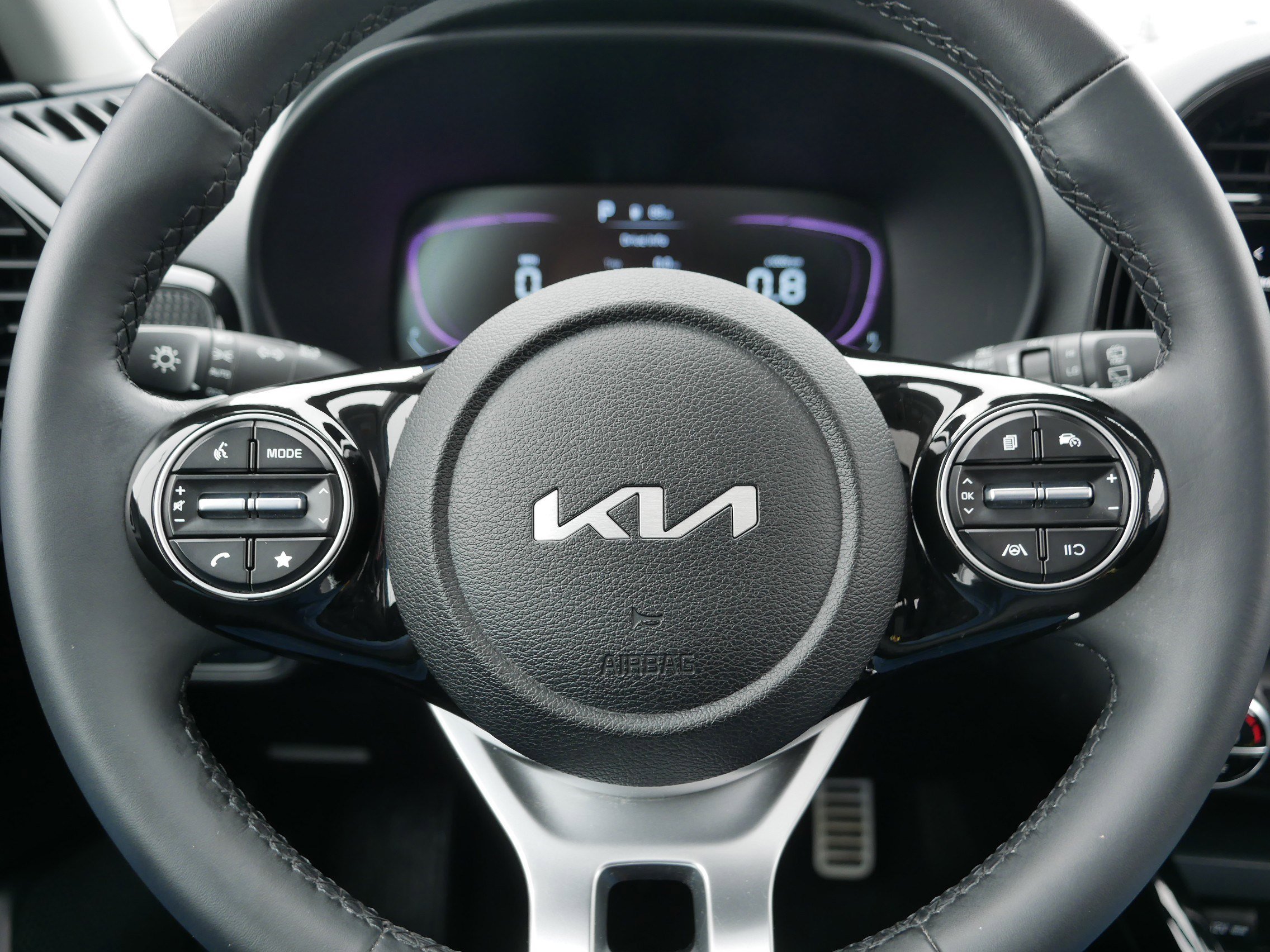 Certified 2024 Kia Soul EX image 25