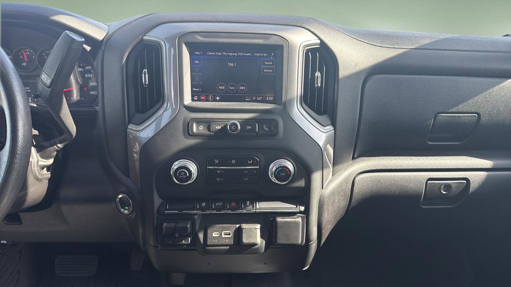 Used 2024 GMC Sierra 3500 Pro w/ Convenience Package AWD/4WD image 8