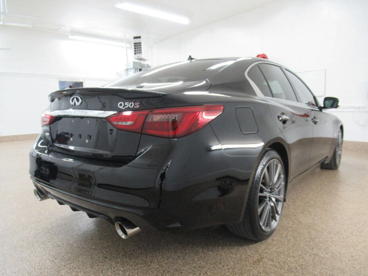 Used 2018 INFINITI Q50 Red Sport 400 image 4