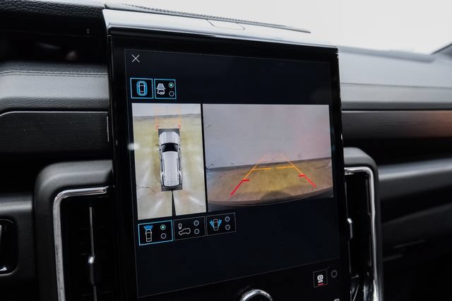 Used 2026 GMC Yukon Denali w/ Sun & Power Step Package AWD/4WD image 56