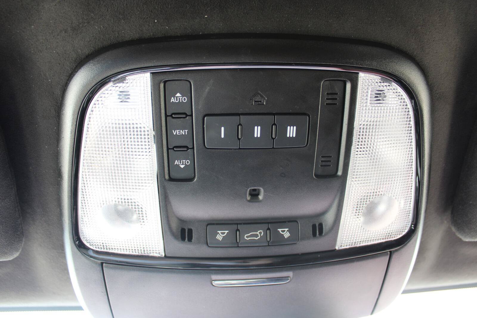 Used 2023 Dodge Durango Citadel AWD/4WD image 17