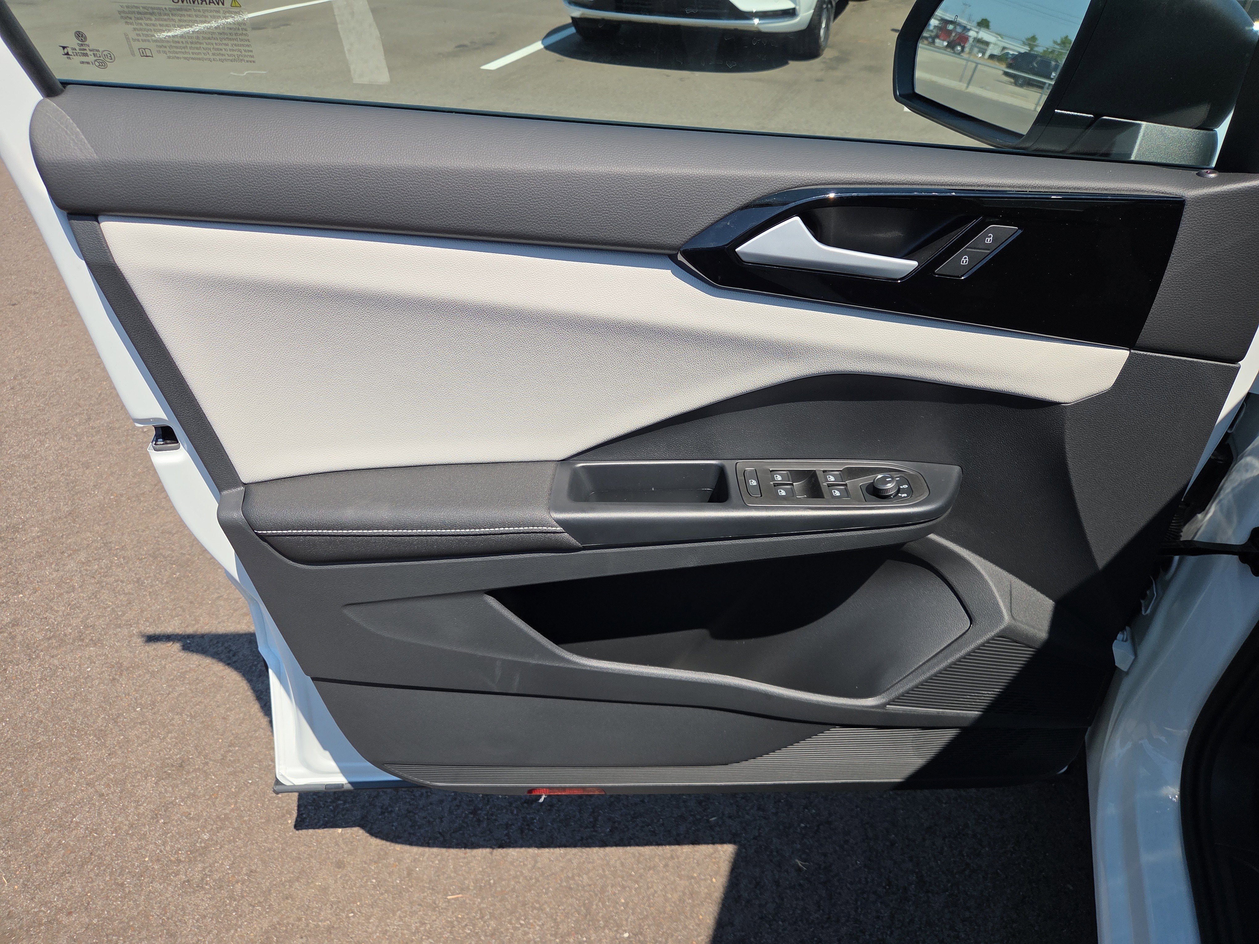 New 2025 Volkswagen Taos S image 5