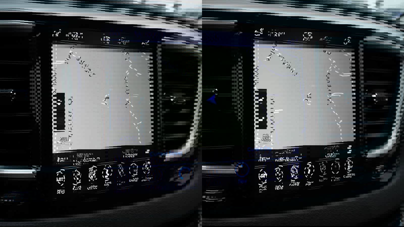 Used 2019 Chrysler Pacifica Touring Plus w/ Advanced Safetytec Group image 30