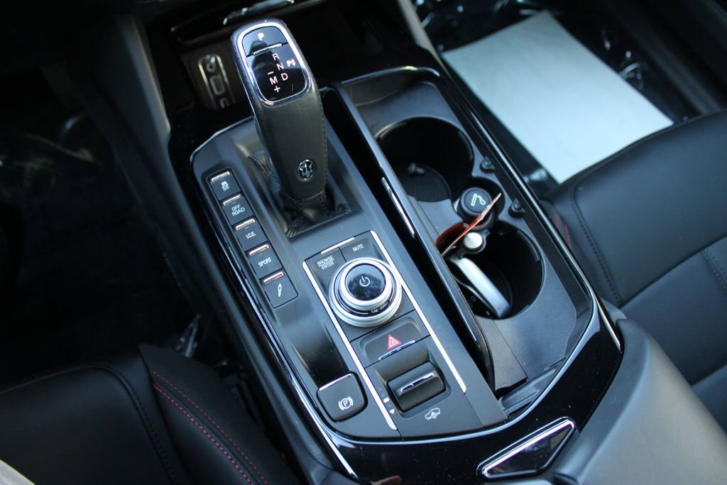 Used 2024 Maserati Levante GT Ultima image 20