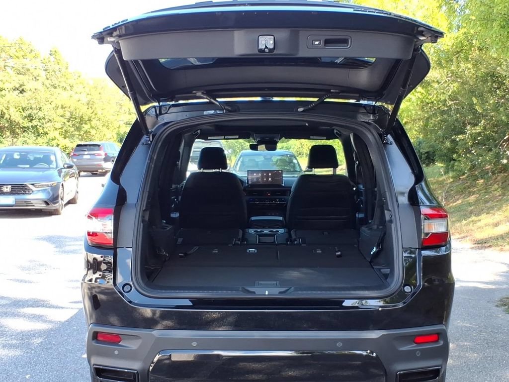 New 2026 Honda Pilot Black Edition image 19
