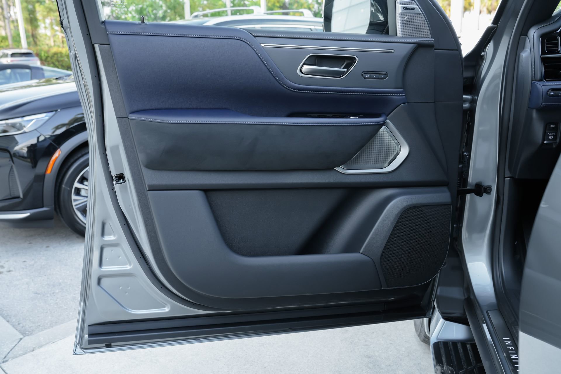 New 2026 INFINITI QX80 4WD w/ Sport Exterior Package image 27