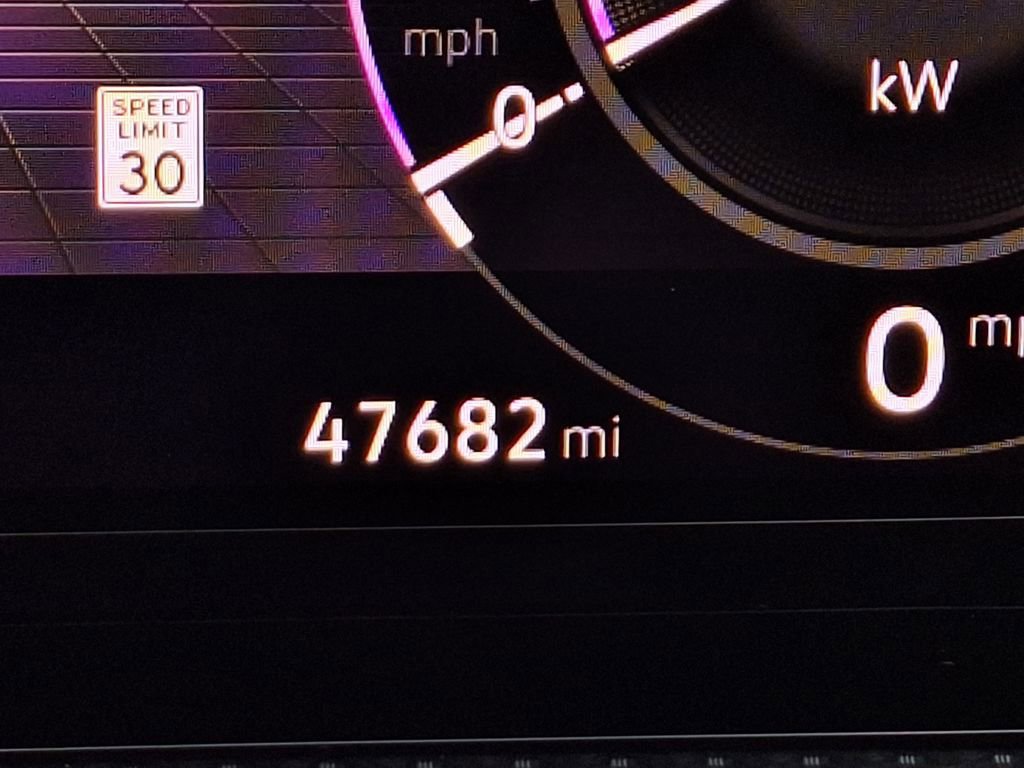 Used 2024 Volkswagen Golf R image 20