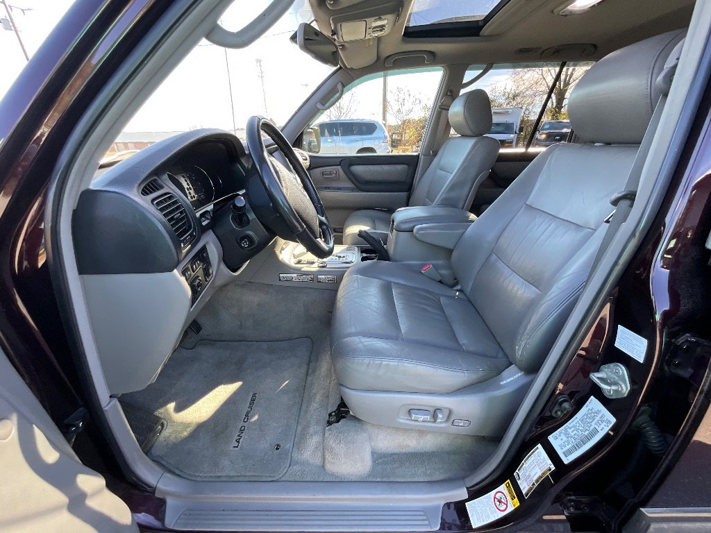 Used 2006 Toyota Land Cruiser image 12