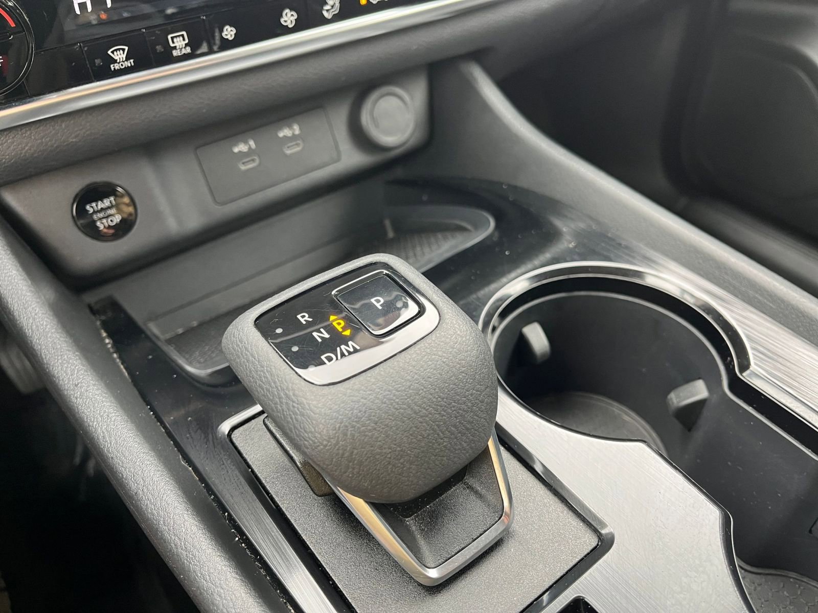 Used 2025 Nissan Rogue SV image 43