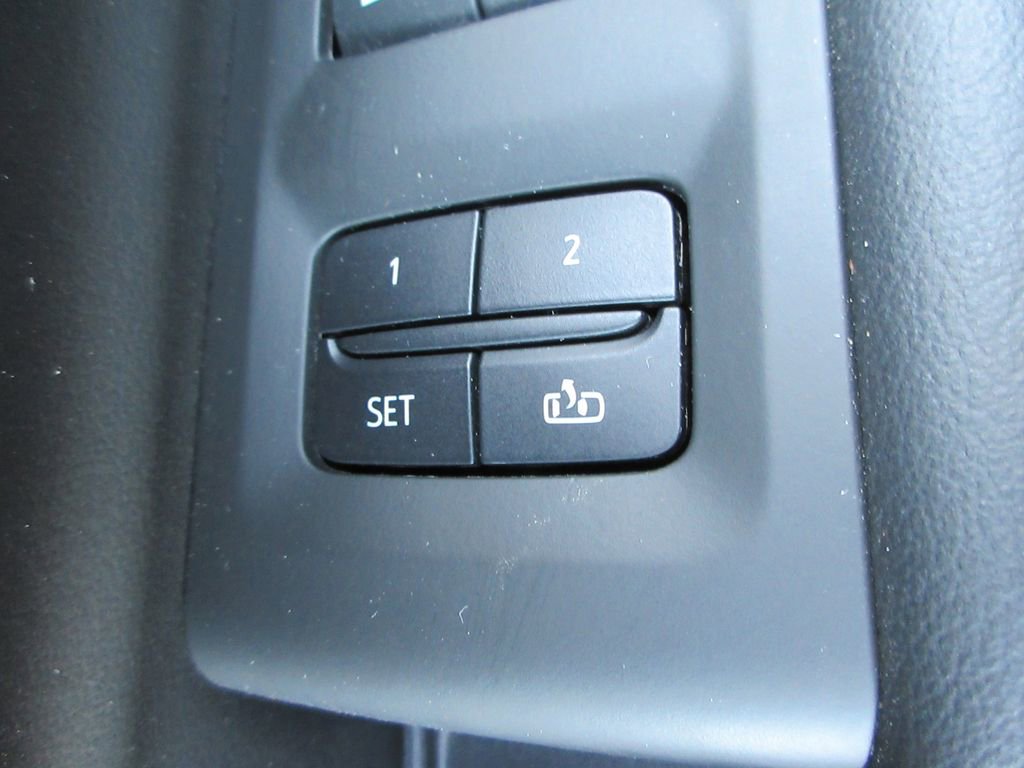 Certified 2022 Chevrolet Tahoe Z71 w/ Max Trailering Package AWD/4WD image 22