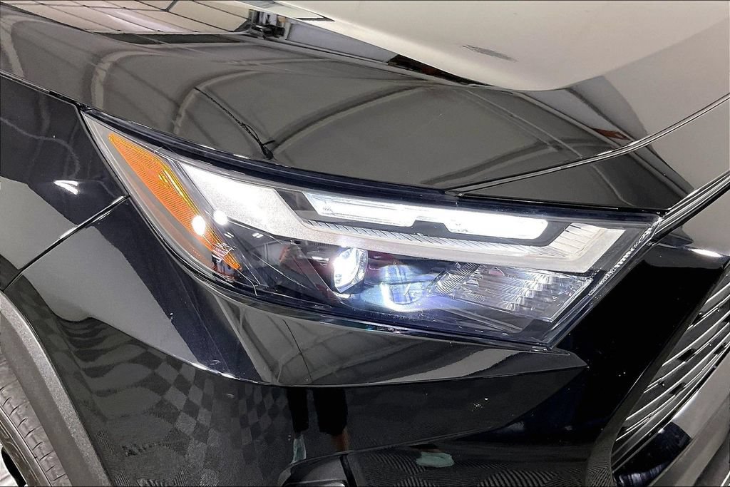 Used 2024 Toyota RAV4 XLE Premium FWD image 35