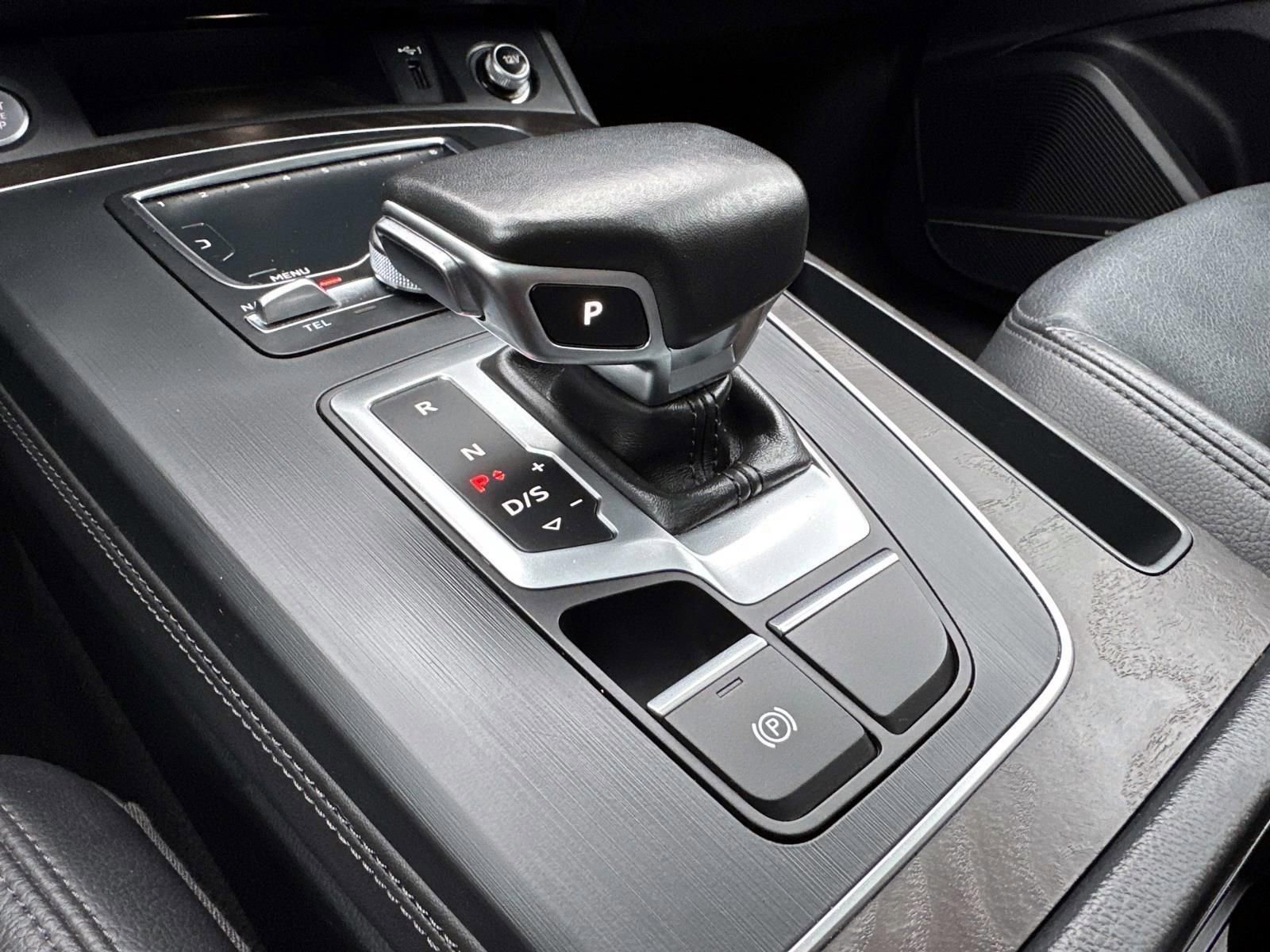 Used 2019 Audi Q5 2.0T Premium Plus w/ Premium Plus Package image 27