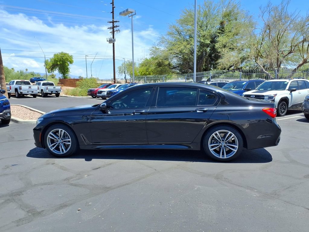 Used 2019 BMW 750i xDrive w/ M Sport Package AWD/4WD image 13
