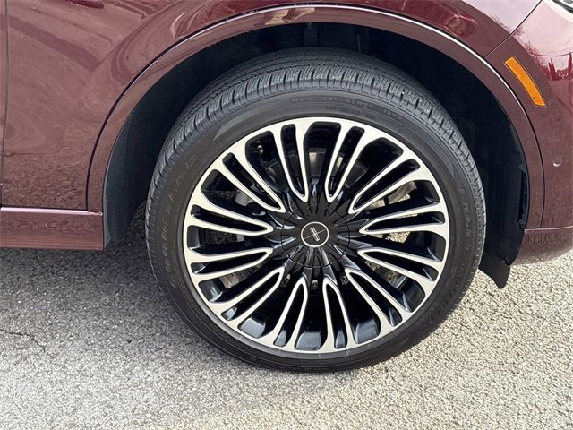 Used 2020 Lincoln Aviator Black Label w/ Dynamic Handling Package image 9