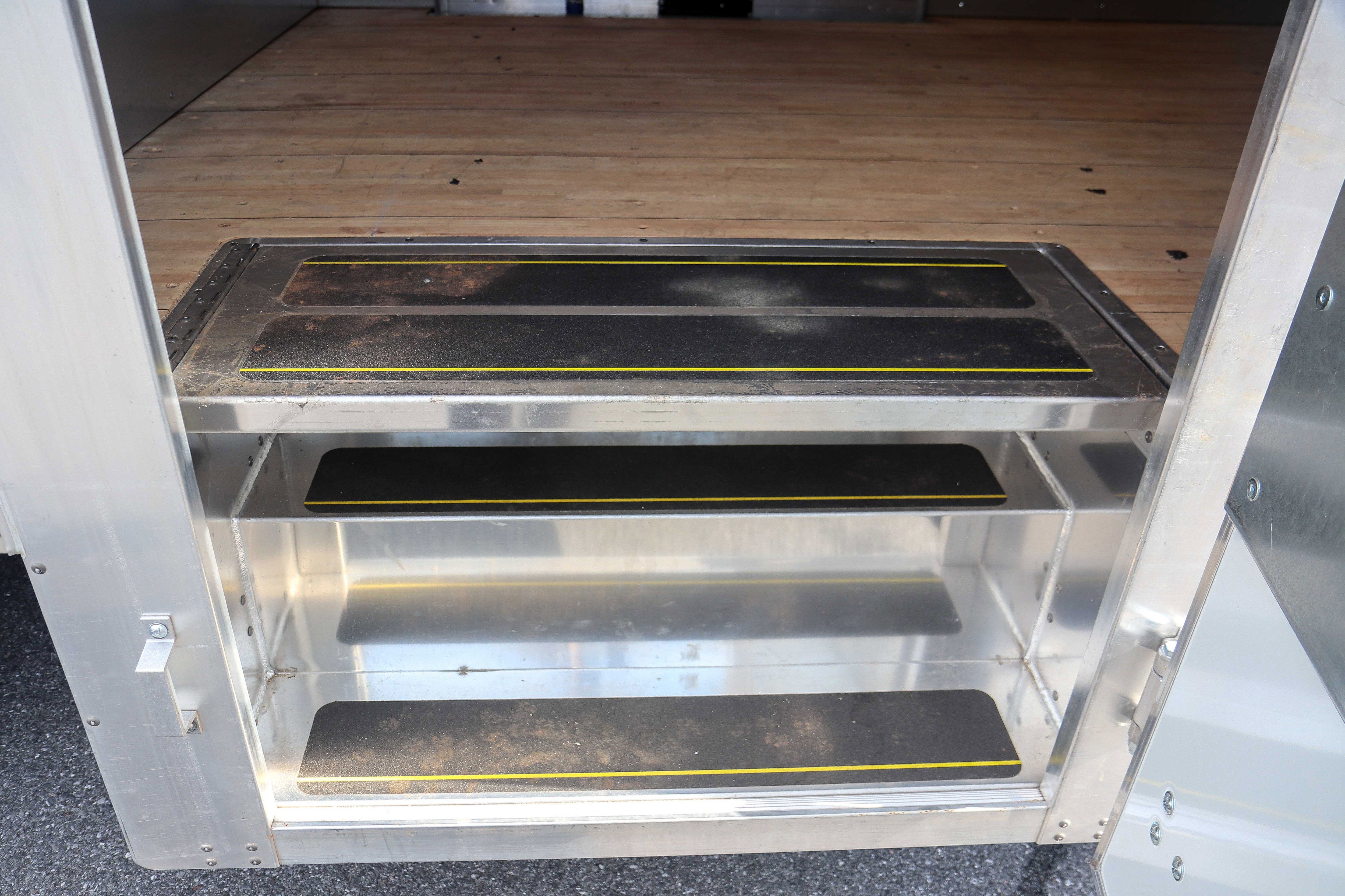 Used 2024 Isuzu NPR image 16