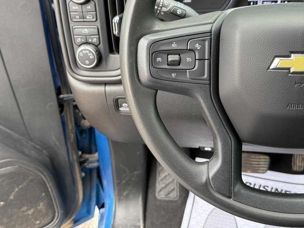 Used 2024 Chevrolet Silverado 1500 Custom image 11
