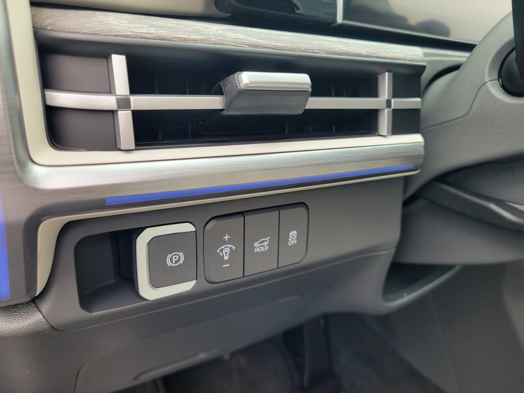 New 2026 Hyundai Santa Fe Limited AWD/4WD image 17