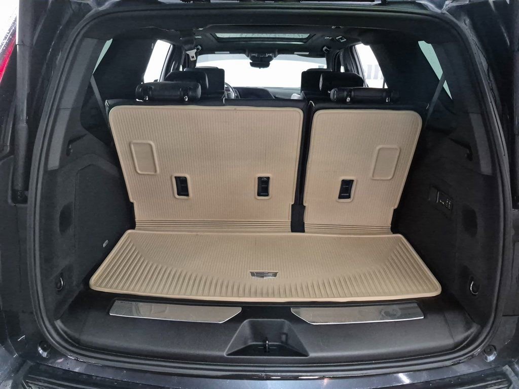 Used 2021 Cadillac Escalade Sport image 10