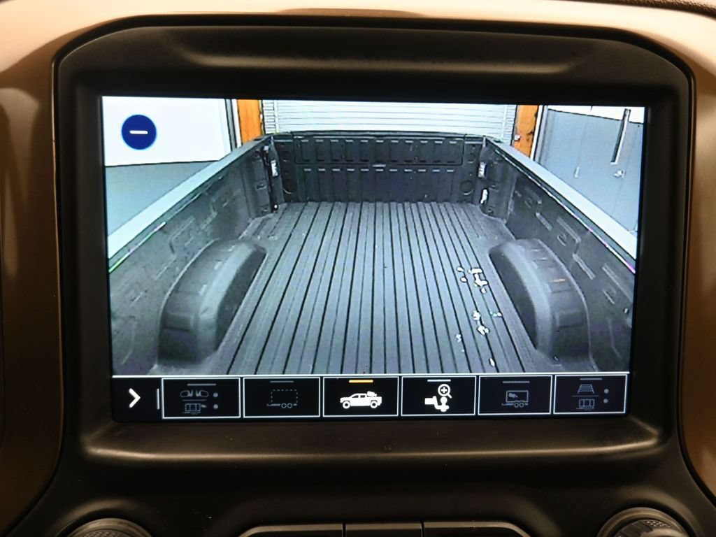 Used 2022 Chevrolet Silverado 2500 High Country w/ Safety Package II AWD/4WD image 28